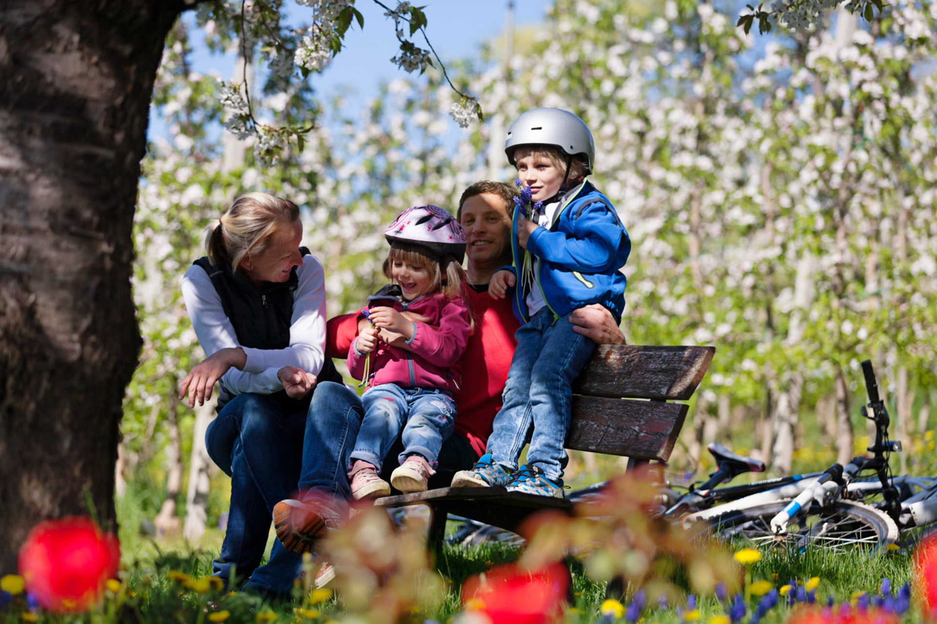 Familienausflug im Südtiroler Frühling – Sinnergut Nals – Deine